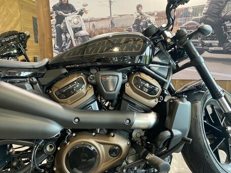 2023 Harley-Davidson Sportster S, чёрный, 1690000 рублей, вид 4