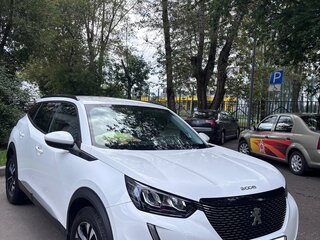 2021 Peugeot 2008 II, белый, 1900000 рублей, вид 4