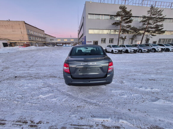 2026 Lada (ВАЗ) Granta I Рестайлинг, серый - вид 3