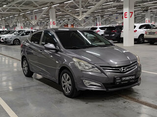 2015 Hyundai Solaris I Рестайлинг, серый, 745000 рублей, вид 3
