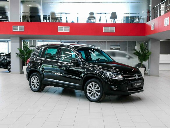 2011 Volkswagen Tiguan I Рестайлинг, чёрный, 990000 рублей - вид 2
