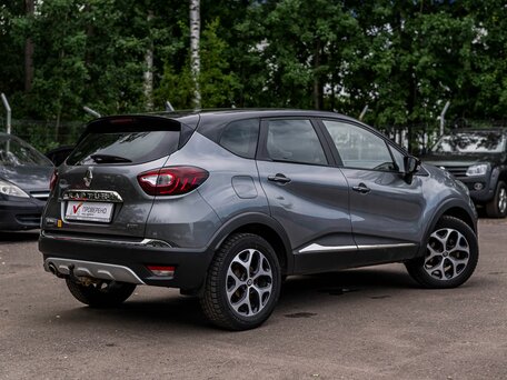 2017 Renault Kaptur I, серый, 1385000 рублей, вид 2