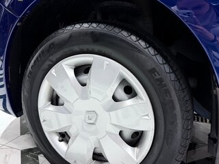2017 Renault Logan II, синий, 850000 рублей, вид 2