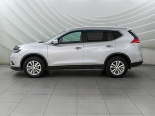 2017 Nissan X-Trail III, серебристый, 1788000 рублей, вид 4