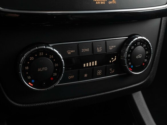 2018 Mercedes-Benz GLS 400 I (X166), чёрный, 5099000 рублей - вид 29