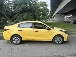 2019 Kia Rio IV, жёлтый, 849200 рублей, вид 4