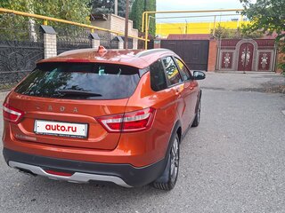 2017 Lada (ВАЗ) Vesta SW Cross I, оранжевый, 950000 рублей, вид 4