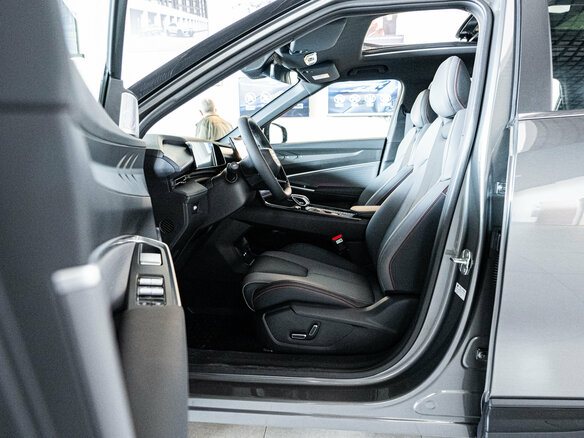 2026 Geely Cityray, серый, 3204990 рублей - вид 18