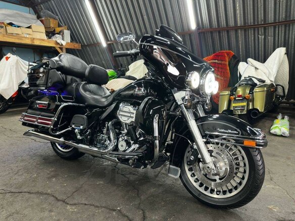 2012 Harley-Davidson Electra Glide, чёрный, 1120000 рублей