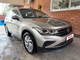 2021 Volkswagen Tiguan II Рестайлинг, серый, 2580000 рублей, вид 1