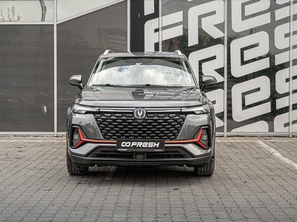 2024 Changan CS35 Plus I Рестайлинг, серый, 1675000 рублей - вид 2