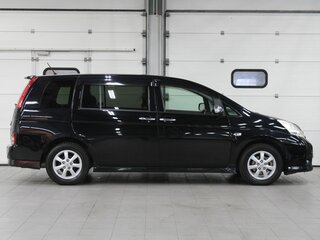 2010 Toyota ISis I Рестайлинг, чёрный, 1088000 рублей, вид 4