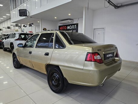 2008 Daewoo Nexia I Рестайлинг, бежевый, 269000 рублей, вид 5