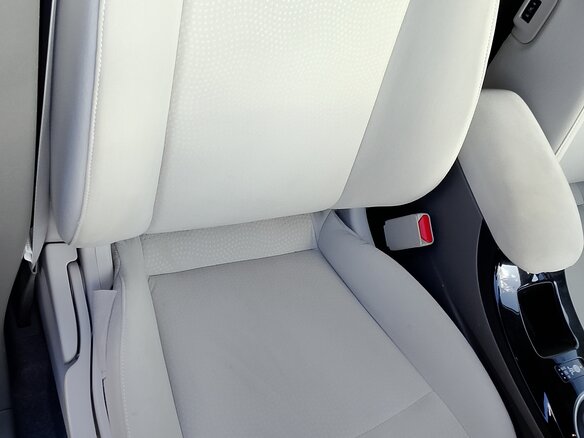 2015 Nissan Leaf 30kWh I (ZE0/AZE0), чёрный, 1100000 рублей - вид 11