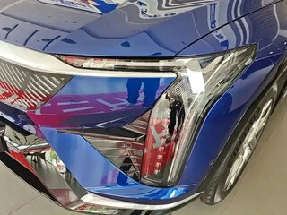 2025 Cadillac Optiq, синий, 4176099 рублей, вид 2