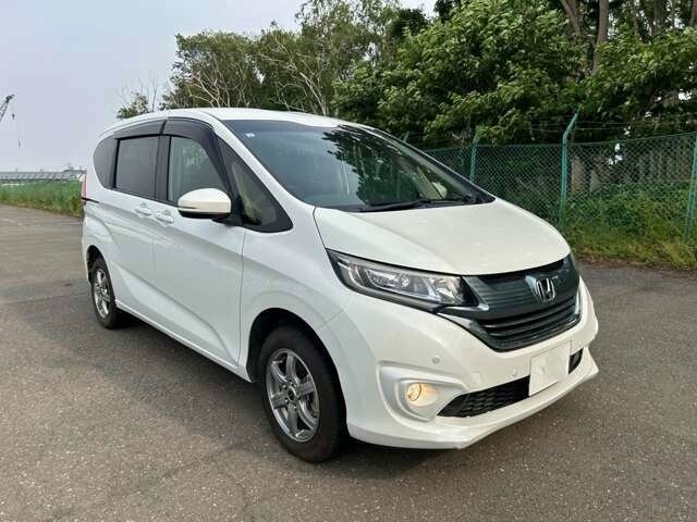 Открыть фотографии: Honda Freed II