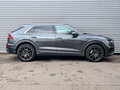 2019 Audi Q8 55 TFSI I (4M), серый, 4900000 рублей - вид 3