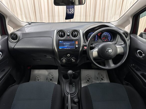 2012 Nissan Note II, красный, 899999 рублей - вид 16