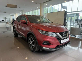 2019 Nissan Qashqai II Рестайлинг, красный, 1790000 рублей, вид 3