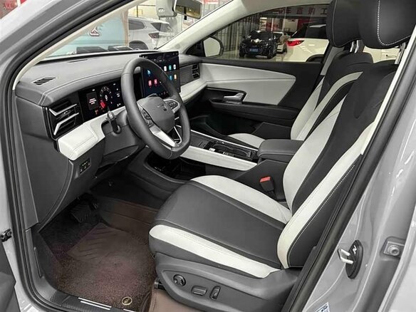 2026 Jetta VS8, серый, 2180000 рублей - вид 10