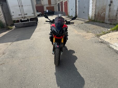 2009 Aprilia Tuono 1000, красный, 450000 рублей, вид 4