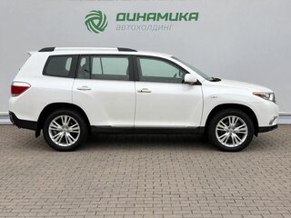 2010 Toyota Highlander II (XU40) Рестайлинг, белый, 1690000 рублей, вид 4
