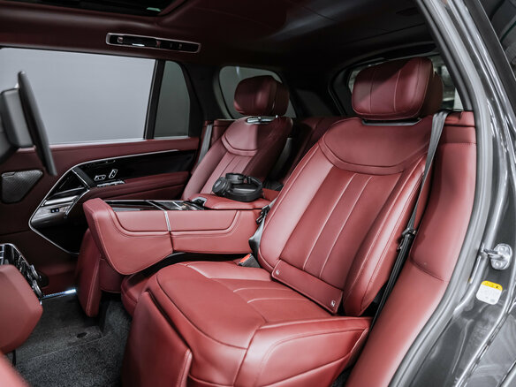 2026 Land Rover Range Rover D350 MHEV Long V, серый - вид 16
