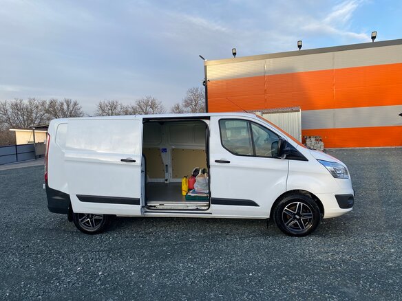 2017 Ford Transit Custom LWB I Рестайлинг, белый, 2700000 рублей - вид 2