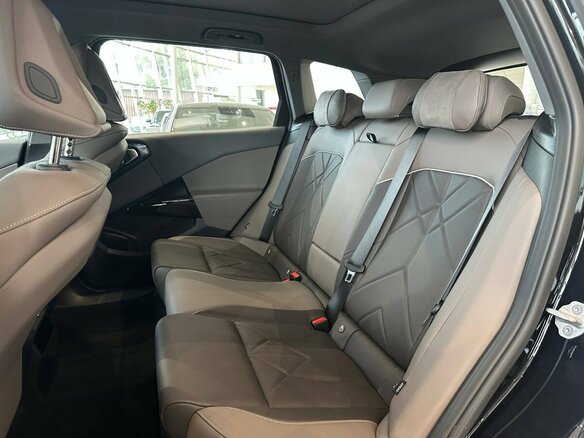 2025 BMW X3 Long 30L xDrive IV (G45/G48), чёрный, 7600000 рублей - вид 12