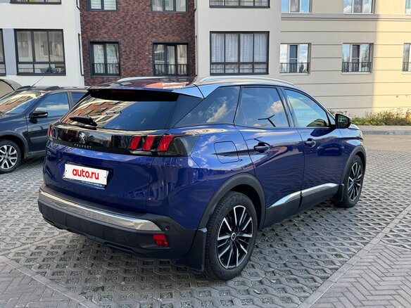 2017 Peugeot 3008 II, синий, 1375000 рублей - вид 4
