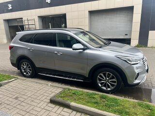 2016 Hyundai Santa Fe Grand III Рестайлинг, серый, 2300000 рублей, вид 2