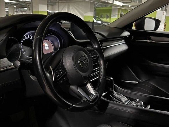 2019 Mazda 6 III (GJ) Рестайлинг 2, красный, 1990000 рублей - вид 5