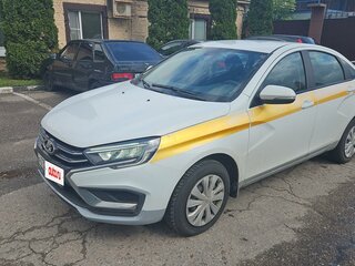 2024 Lada (ВАЗ) Vesta I Рестайлинг (NG), белый, 1055000 рублей, вид 2