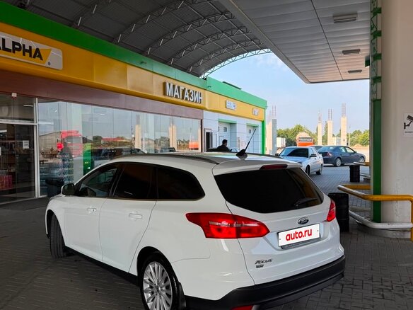 2018 Ford Focus III Рестайлинг, белый, 1100000 рублей - вид 4