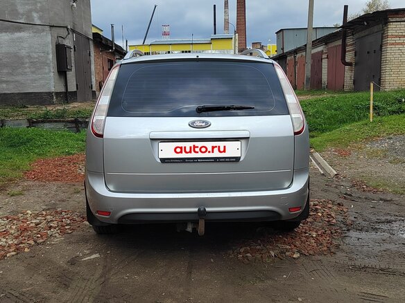 2008 Ford Focus II Рестайлинг, серебристый, 460000 рублей - вид 2