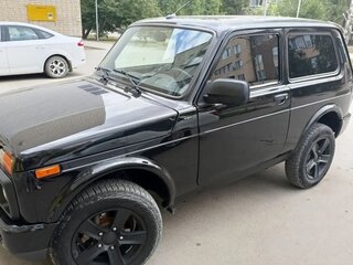2021 Lada (ВАЗ) 2121 (4x4) Urban I Рестайлинг (2020), чёрный, 750000 рублей, вид 4