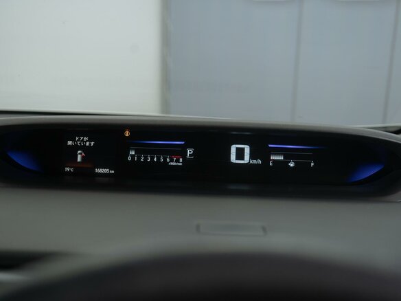 2016 Honda Stepwgn Spada V, белый - вид 15