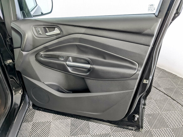 2015 Ford Kuga II, чёрный - вид 23