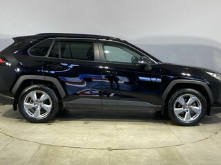 2021 Toyota RAV4 V (XA50), чёрный, 3540000 рублей, вид 5