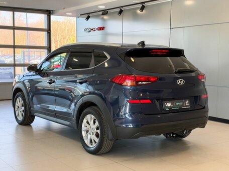 2018 Hyundai Tucson III Рестайлинг, синий, 2097000 рублей, вид 4