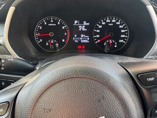 2021 Kia Rio X IV Рестайлинг, оранжевый, 1930000 рублей, вид 5