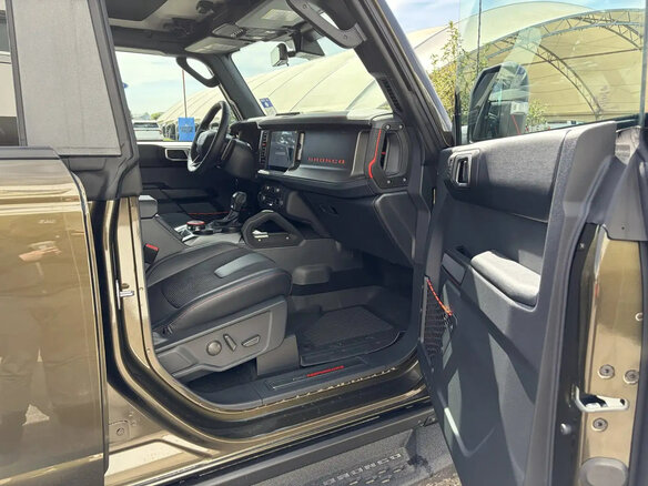 2026 Ford Bronco Raptor VI, зелёный, 15200000 рублей - вид 12