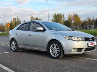 2011 Kia Cerato 4-speed II, серебристый, 350000 рублей, вид 3