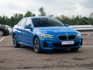 2020 BMW 1 серии 120i III (F52) Рестайлинг, голубой, 2548000 рублей, вид 3