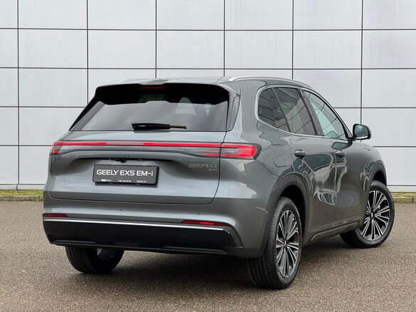 2026 Geely EX5 Гибрид EM-i, серый, 3974990 рублей - вид 7