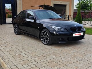 2007 BMW 5 серии 530i V (E60/E61) Рестайлинг, чёрный, 1550000 рублей, вид 4