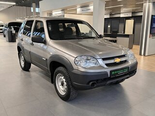 2012 Chevrolet Niva I Рестайлинг, коричневый, 349000 рублей, вид 1
