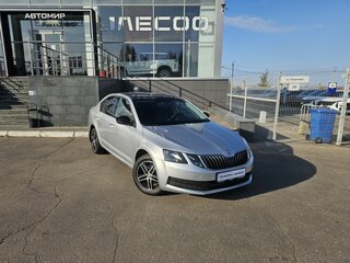 2017 Skoda Octavia III (A7) Рестайлинг, серебристый, 1150000 рублей, вид 3