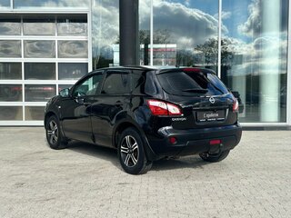2012 Nissan Qashqai I Рестайлинг, чёрный, 924000 рублей, вид 4