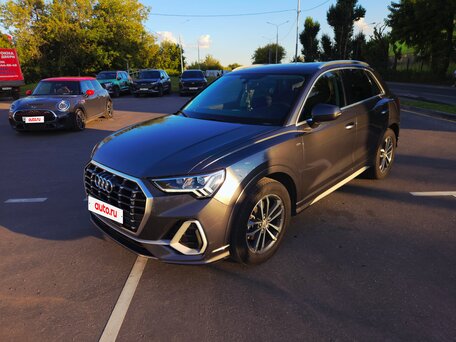 2020 Audi Q3 35 TFSI II (F3), серый, 3399000 рублей, вид 1